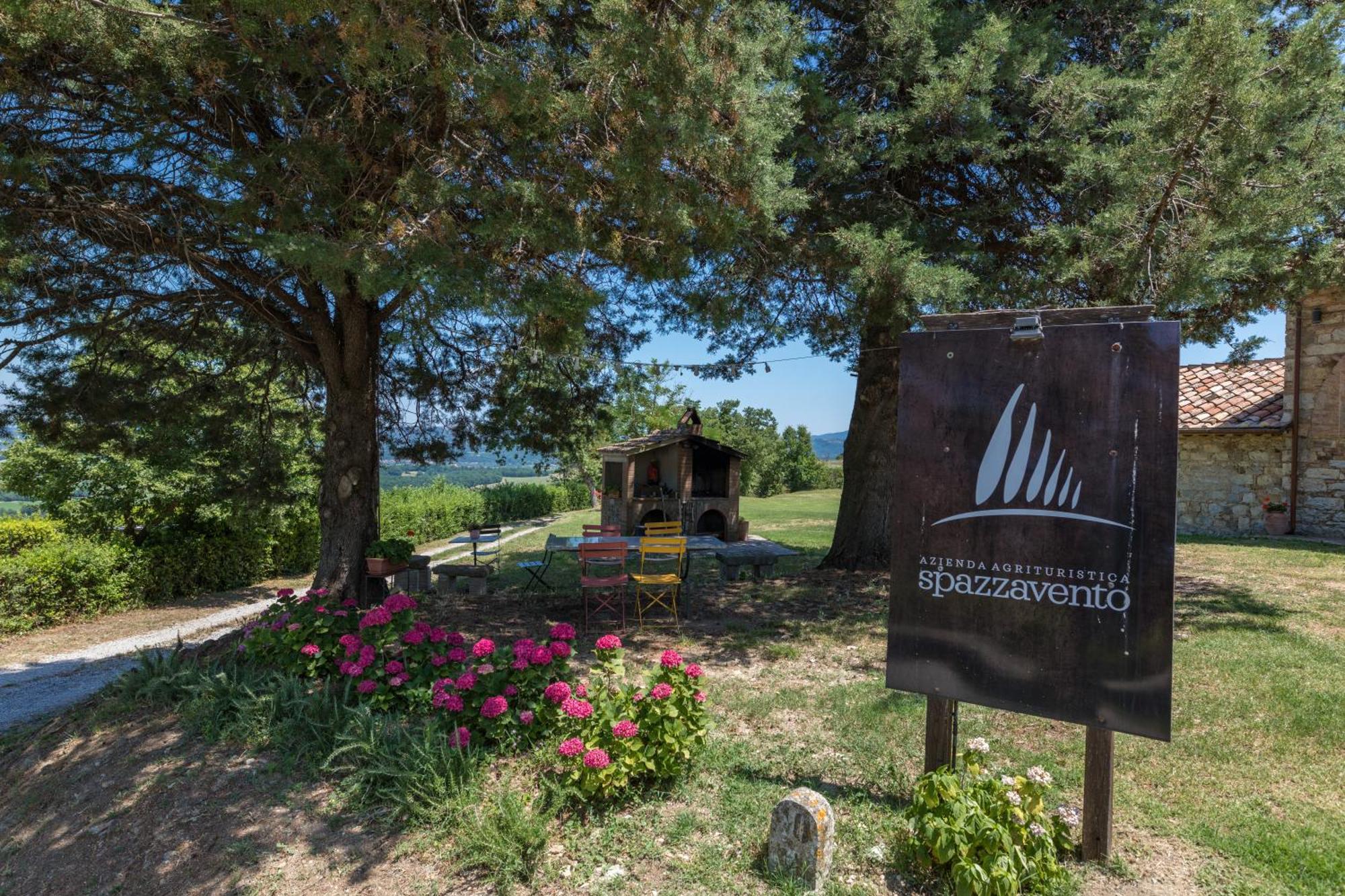 Palazzone Agriturismo Spazzavento المظهر الخارجي الصورة