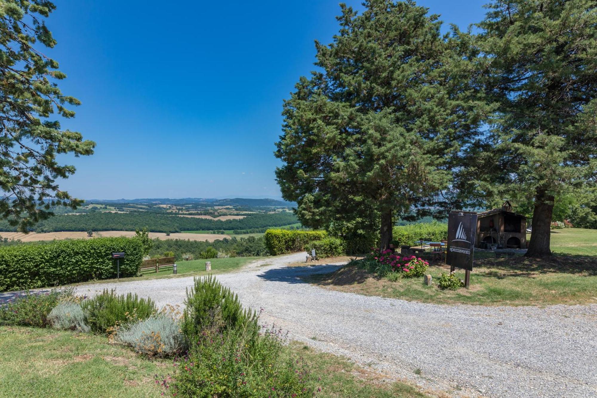 Palazzone Agriturismo Spazzavento المظهر الخارجي الصورة